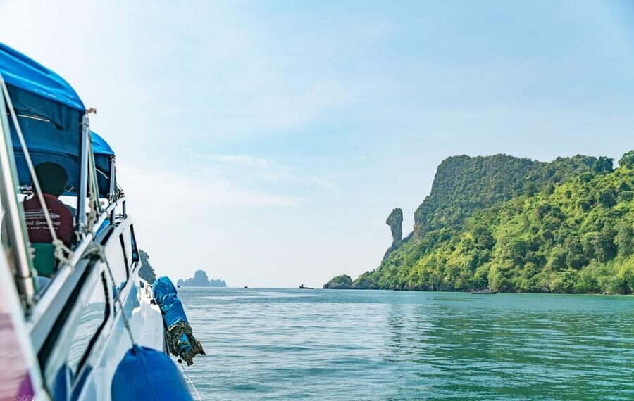 Krabi: 4 Islands & Thale Waek's Sandbar Tour By Speedboat - Speedboat travel brings both value and discomfort