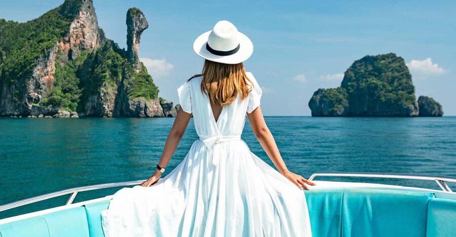 Krabi: 4 Islands & Thale Waek's Sandbar Tour By Speedboat - Chicken Island gives you the days clearest water time