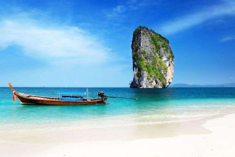 Krabi: 7-Island Tour by Longtail Boat with Sunset - Poda Island brings the classic Krabi scene