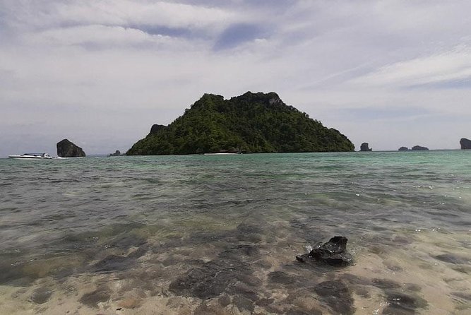 Krabi 7 Islands Snorkeling and Sunset Tour by Speedboat - Railay Beach turns the day into an evening outing