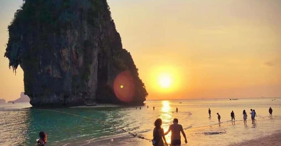 Krabi: 7 Islands Sunset Hopping Cruise with BBQ & Plankton - Why the plankton finale makes this boat trip different