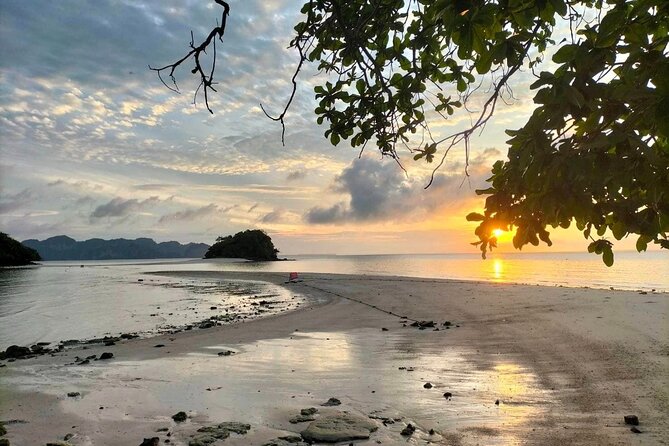 Krabi 7 Islands Sunset Tour BBQ Beachside Dinner + Plankton Swim - Poda Island brings snorkeling and the sunset BBQ