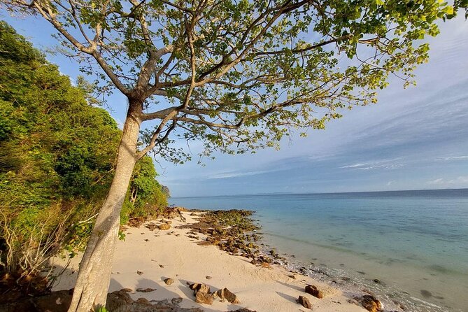 Krabi 7 Islands Sunset Tour BBQ Beachside Dinner + Plankton Swim - Snorkeling at Poda and Ko Ma Tang Ming