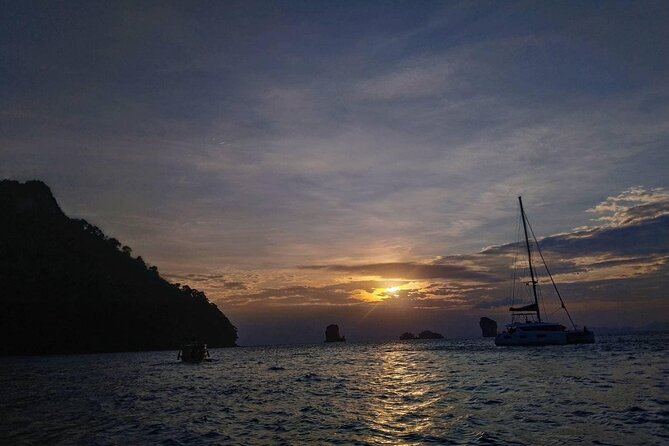 Krabi 7 Islands Sunset Tour with Bioluminescent Plankton + BBQ - Snorkeling at Poda Island and Ko Ma Tang Ming