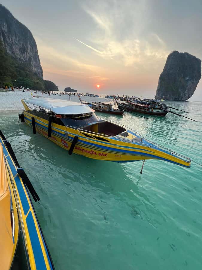 Krabi: 9 Islands Speedboat Full Day Tour - Lao Lading and Pak Bia start the island hopping