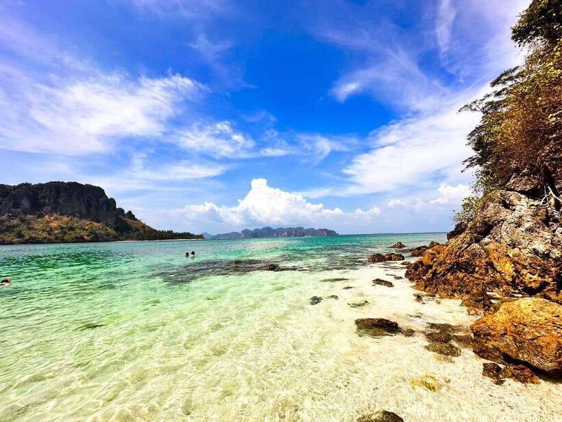 Krabi:Day Trip 4 Islands by Premium Longtail Boat with Lunch - Phra Nang Cave Beach brings the day back to Railay