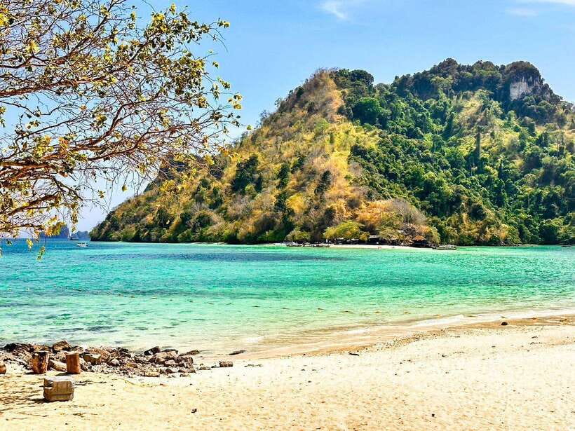 Krabi:Day Trip 4 Islands by Premium Longtail Boat with Lunch - The pier wait can shape your morning