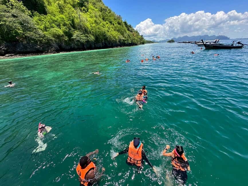 Krabi: Early Bird 4 Islands Snorkel Tour by Longtail Boat - Guides Rosie and May add a human touch
