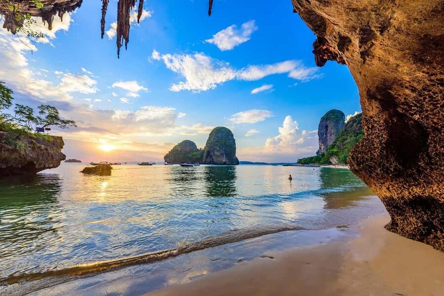 Krabi: Early Bird 4 Islands Snorkel Tour by Longtail Boat - Railay Beach offers a quick first look