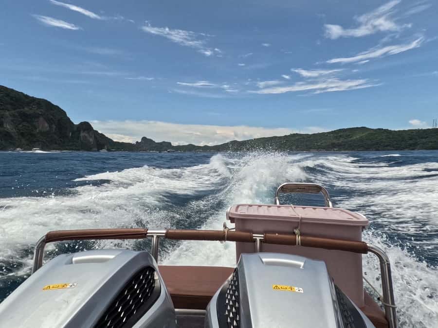 Krabi: Early Bird Phi Phi, Maya & 4 Islands Speedboat Tour - Chicken Island and Poda Island finish the route