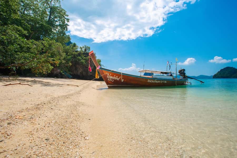 Krabi: Half/Full Day 4 Islands Private Local Long Tail Boat - Guides, service, and the small details