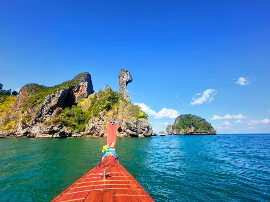 Krabi: Luxury Boat 7 Island Sunset With BBQ & Plankton Tour - Tup Island and Mor Island at walking pace