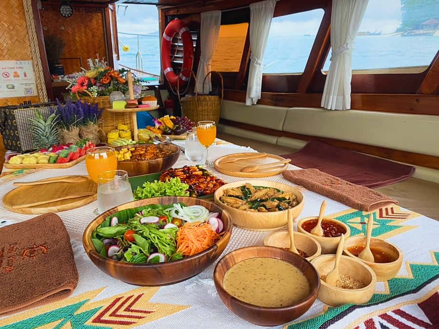 Krabi: Luxury Boat 7 Island Sunset With BBQ & Plankton Tour - Boarding at Anda Krabi Sea Tour’s private pier