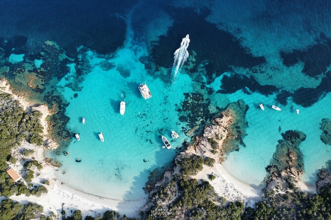 La Maddalena Archipelago Boat Tour with lunch - Seeing La Maddalena’s island chain from the boat