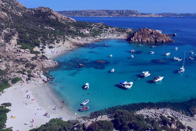 La Maddalena Archipelago Comfort Boat Tour - Comfort, food, and the real value of the fare