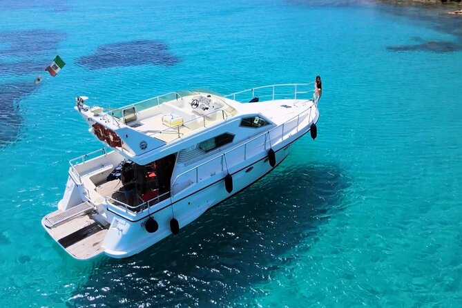 La Maddalena Archipelago Tour with Motorboat DC12 - Returning Toward La Maddalena