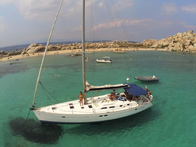 La Maddalena: daily sailing tour archipelago La Maddalena - Spargi brings the first big swim