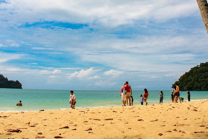 Langkawi Half Day Island Hoping Tour- Sharing basis - Seeing the Pregnant Maiden from the water