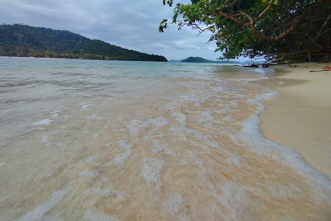 Langkawi Island Hopping Boat Tour - Pulau Singa Besar, the wildlife reserve stop