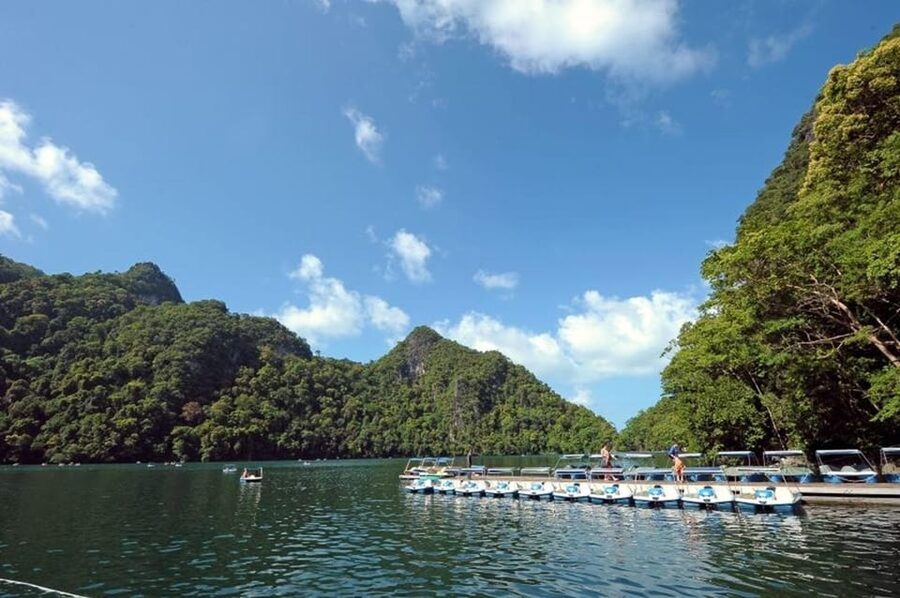 Langkawi: Island Hopping Shared Boat Tour - What this $12 Langkawi boat trip really offers