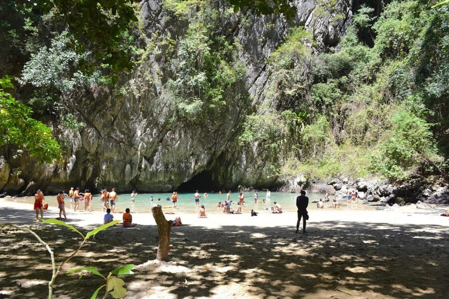 Lanta's Hidden Gems: 4 Islands by Traditional Longtail Boat - Who will enjoy this four-island circuit
