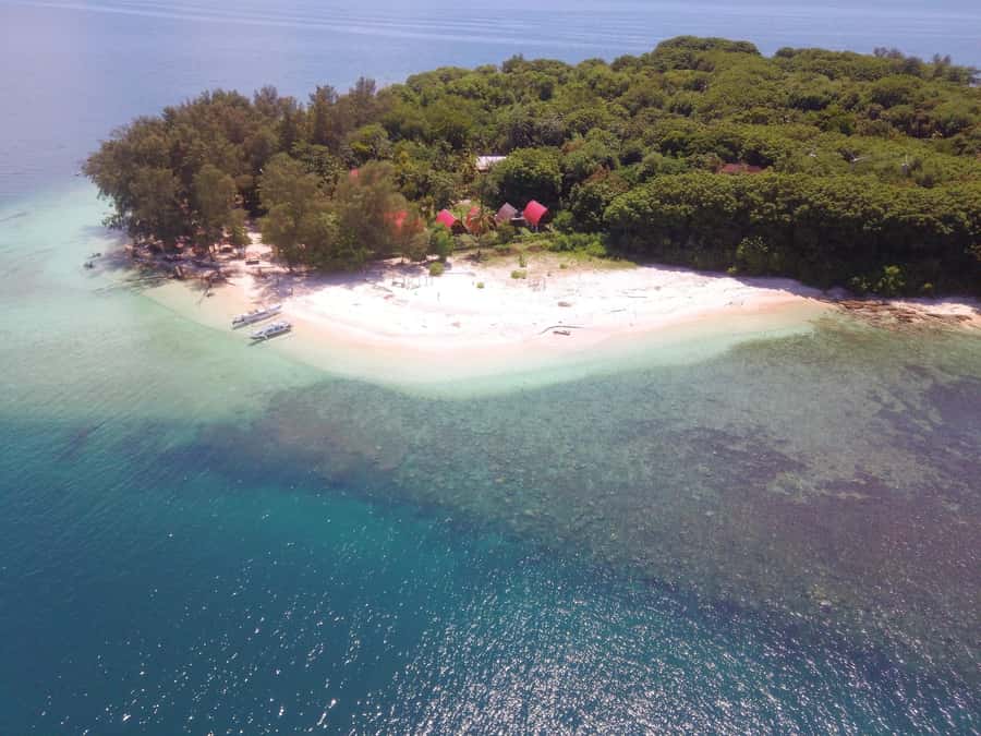 Lombok Secret Gili: Island Hopping & Snorkelling Trip - Gili Kedis, the tiny final island