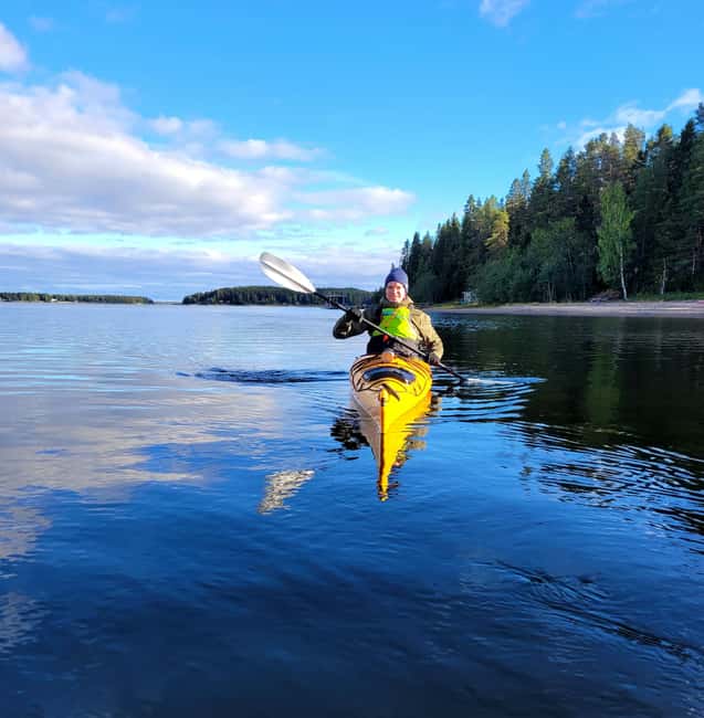 Luleå: Archipelago Kayaking Tour with Guide - Following a route shaped by the weather