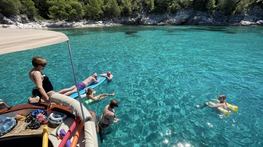 Luxury Private Boat Tour to Elaphiti Islands (4 hours) - Secluded coves and a protected sandy beach