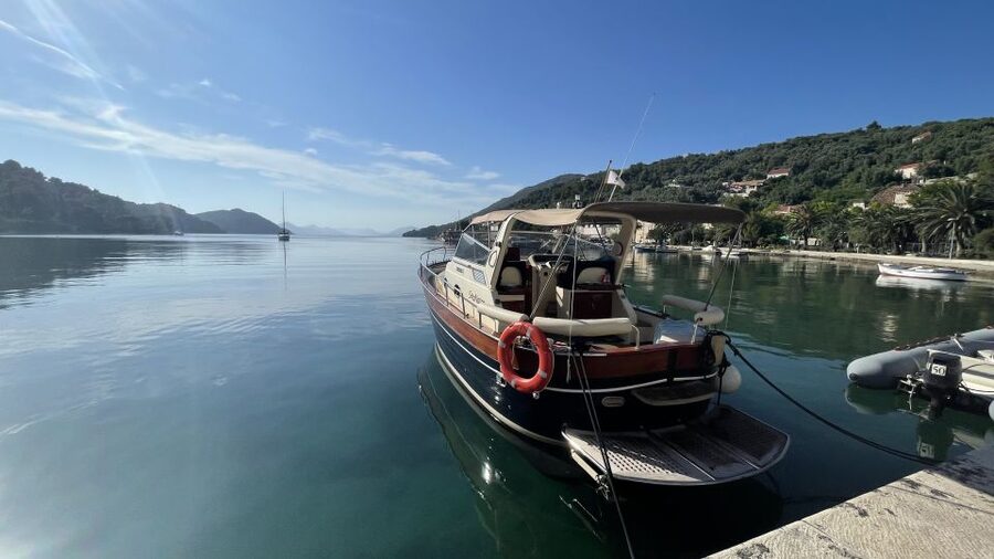Luxury Private Boat Tour to Elaphiti Islands (4 hours) - Pickup, packing, and rules on board