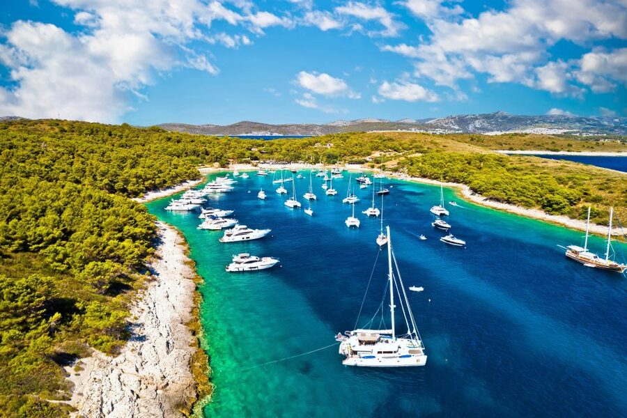 Makarska: 5-Islands Tour, Blue Cave, Vis, Hvar & Brač - The final pause at Puntica Bay on Brač