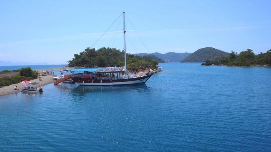 Marmaris: Bays Islands Boat Trip w/Lunch & Unlimited Drinks - Paradise Island and the Marmaris coastline