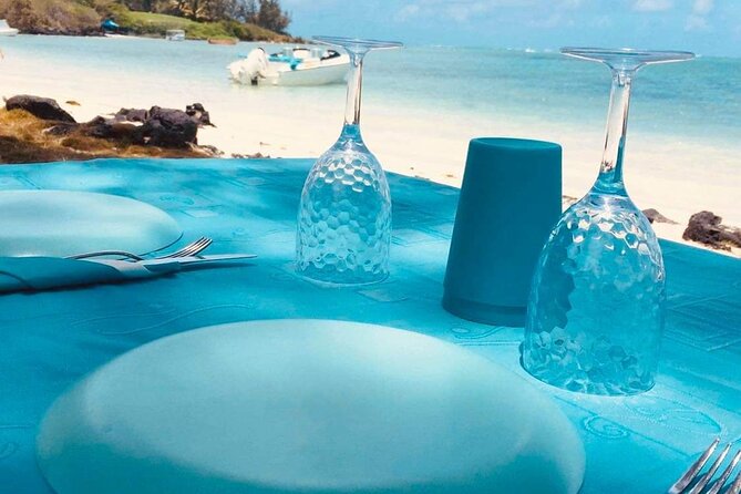 Mauritius : Ile Aux Cerfs 3 islands Speed Boat Trip with BBQ - Snorkeling at Eau Bleue near Vieux Grand Port