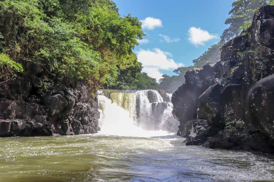 Mauritius: Private 5 Island Tour with Ile aux Cerfs - Île aux Fouquets and its 1864 lighthouse