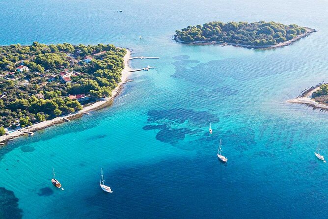 Mesmerable Blue Lagoon & Island Hopping - Private Adriatic Escape - A private Adriatic morning from Split