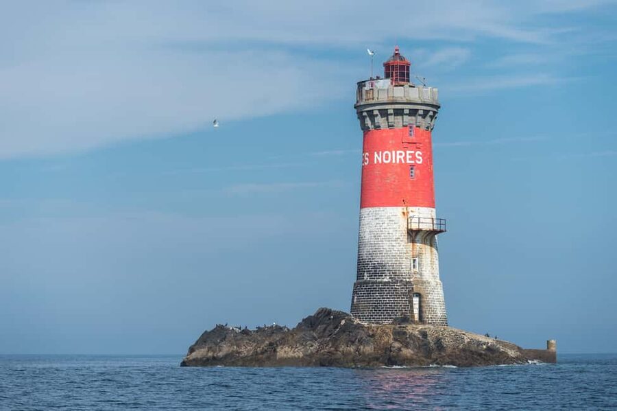 Molène Archipelago: Sea trips from Crozon. Seals, dolphins, - Two and a half hours on Molène Island