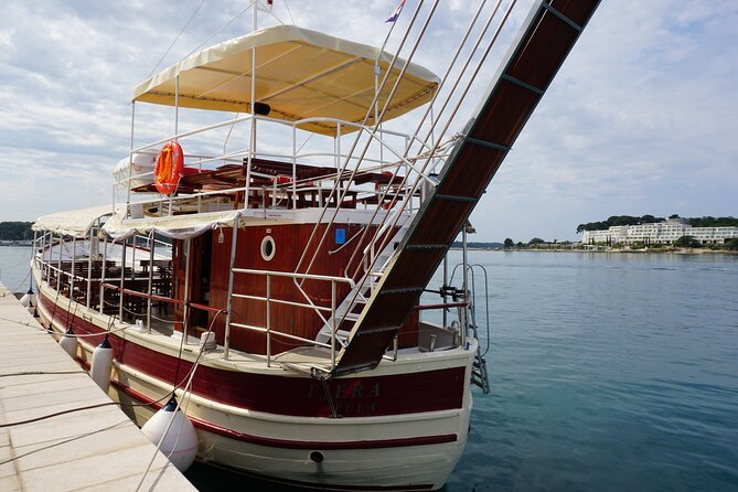 Morning Panorama: Relaxing Among 20 Islands around Poreč Riviera - Drinks, bar service, and the real value of $28.90