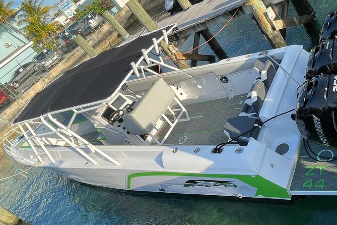 Nas: 3 islands Tour ,snorkel, Turtles, pigs and lunch - Finding the right Margaritaville at Paradise Island