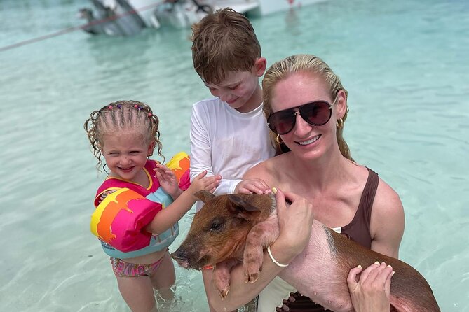 Nassau: 3 islands Pigs,Turtles,Snorkel & Beach Club with lunch - Lunch, drinks, and the timing problem