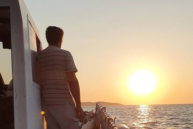 Naxos private fishing trips, lunch on board & island hopping - Meeting Captain Dimitris and the crew