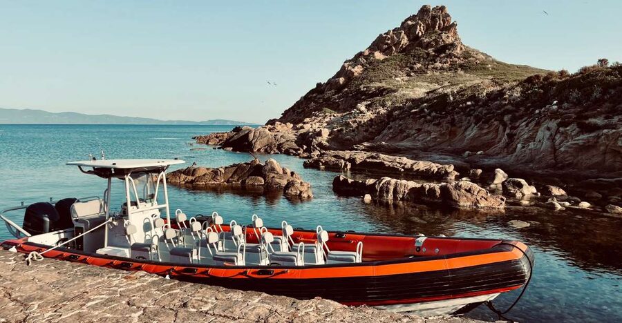 Near Ajaccio: Sanguinaires islands Boat Trip Sunset Drinks - Should you book the Sanguinaires sunset cruise?
