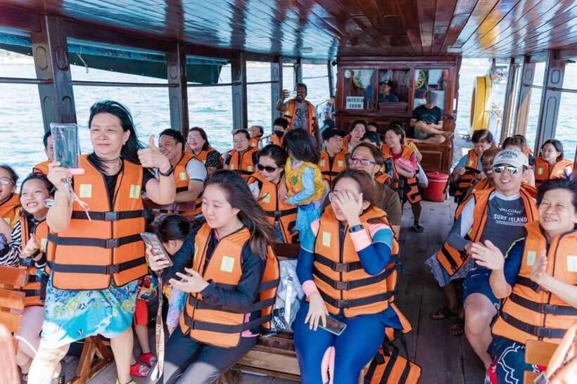 Nha Trang: Island Hopping Boat Tour with Snorkeling & Lunch - Practical preparation for the six-hour outing