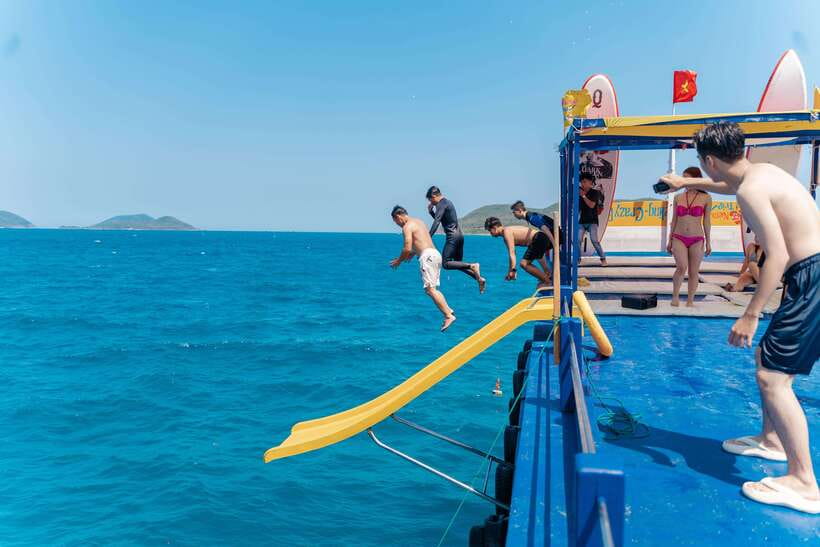 Nha Trang: Island Hopping Tour with Snorkeling and Lunch - Who should book this experience?