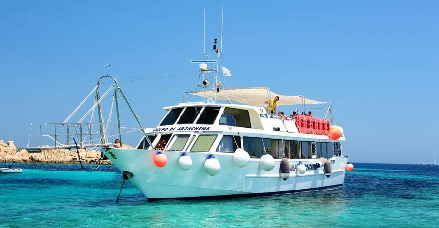 Olbia: Maddalena Archipelago Boat Tour with Minibus Transfer - From Olbia to Cannigione by Minibus