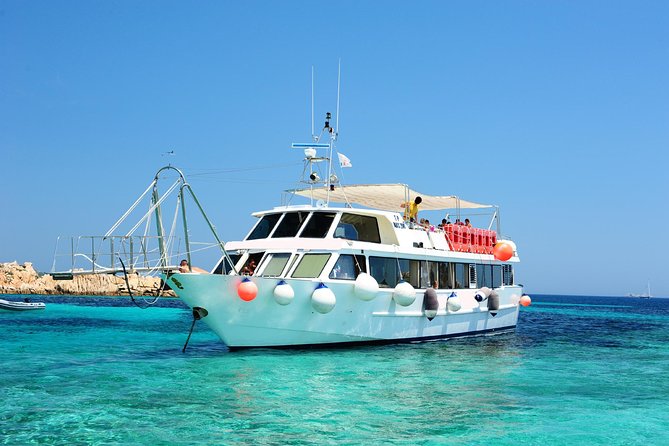 Olbia : Magdalene Archipelago Boat Tour + transfer included - The early transfer from Olbia to Cannigione
