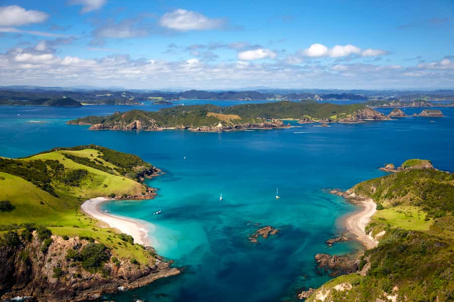 Paihia/Russell: Hole in the Rock and Bay of Islands Cruise - Your island stop at Otehei Bay