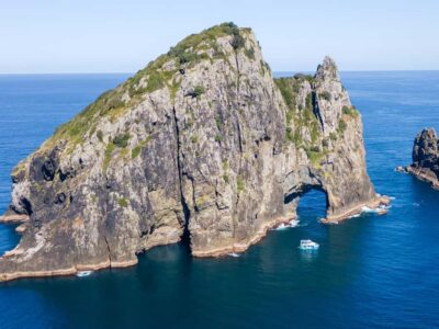 Hole in the Rock Cruise with 2 Island Stops