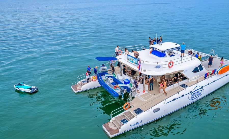 Pattaya: 3 Islands Catamaran Tour with Buffet Lunch - A full day at sea from Pattaya