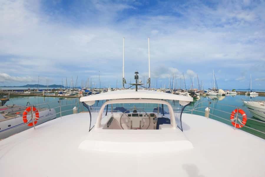 Pattaya: 3 Islands Catamaran Tour with Buffet Lunch - Monkey Island adds wildlife to the route