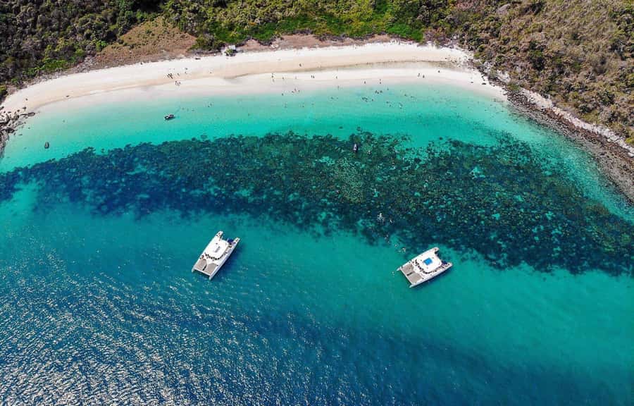 Pattaya: 3 Islands Day Tour on Catamaran with Buffet Lunch - Koh Phai: the main beach and swimming stop