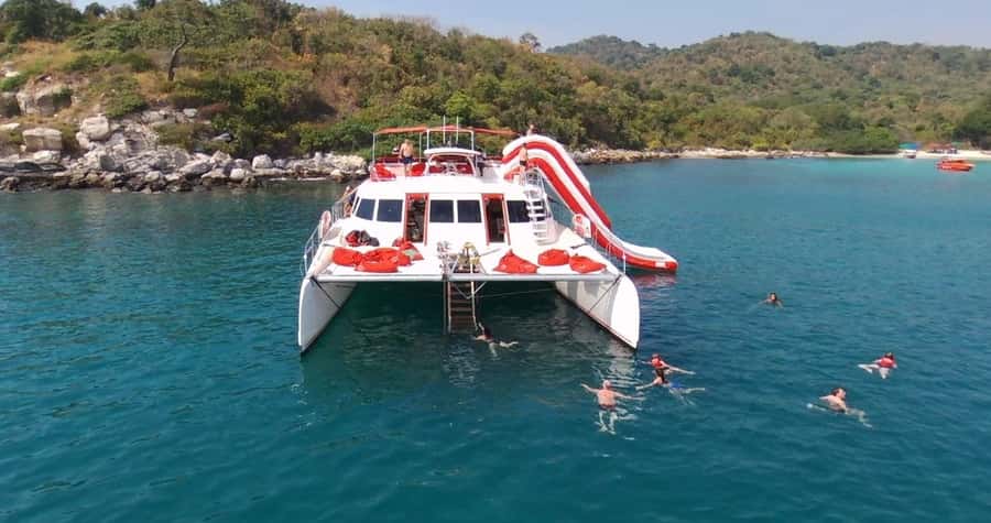 Pattaya: Full-Day 2 Islands Yacht Trip with Lunch and Sunset - The sunset ride back to Pattaya
